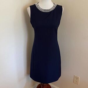 Molly Bracken Navy Sleeveless Pearl Necklace Dress